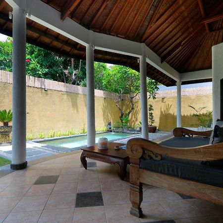Singgah Villas Seminyak Ngoại thất bức ảnh