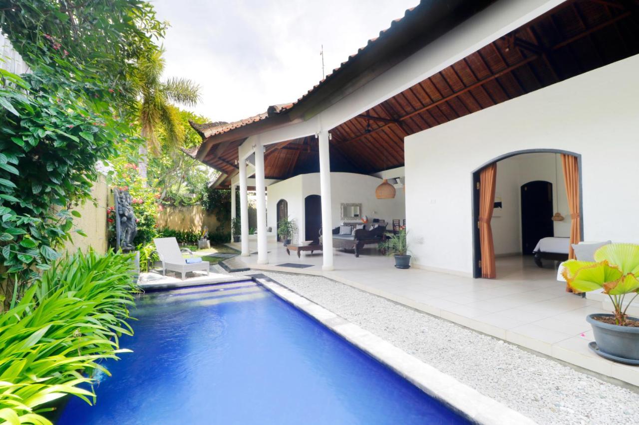 Singgah Villas Seminyak Ngoại thất bức ảnh